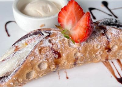 Cannoli dessert dish